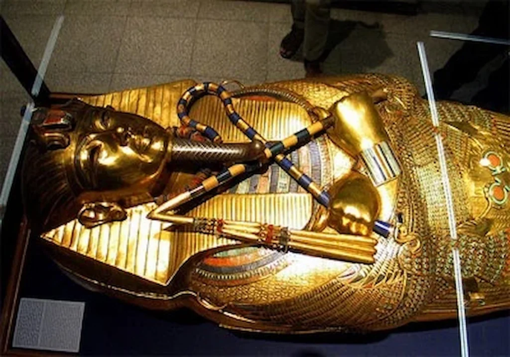 Tutankhamun's golden mask